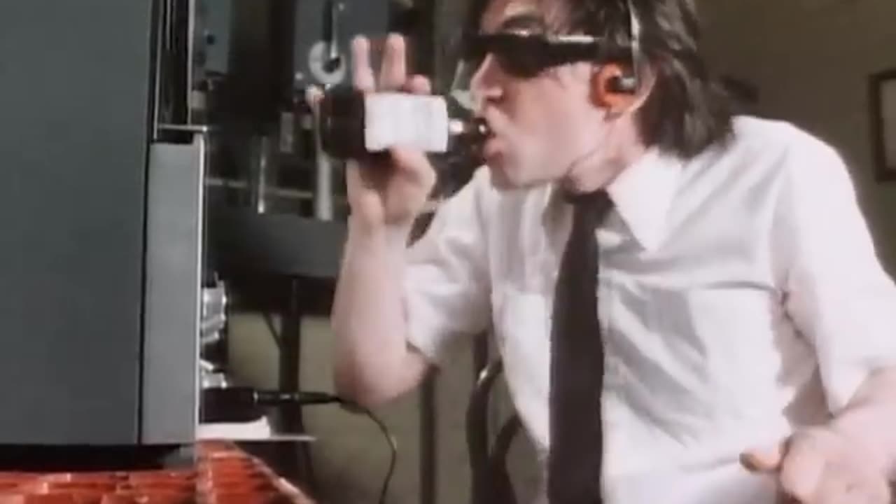 Twisted Sister You Can't Stop Rock N Roll (Music Video)