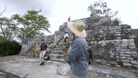 I escaped 2000 old ancient temple