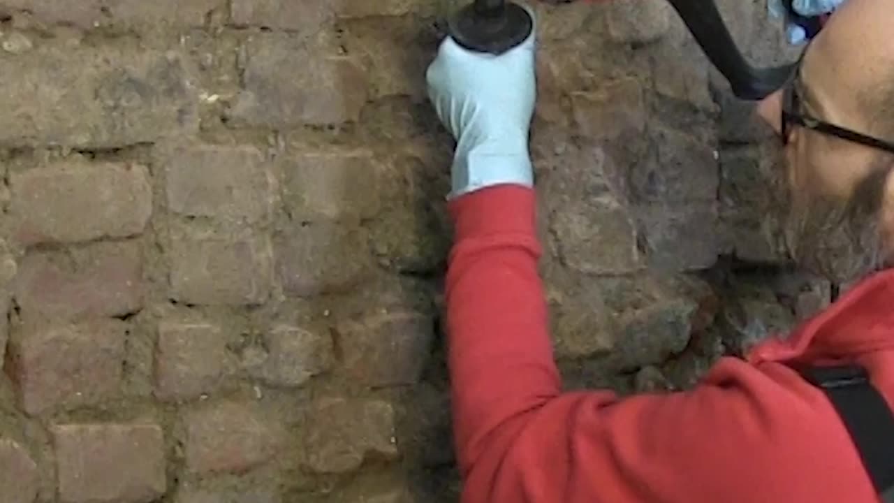 Pulire fughe mattoni con Trapano