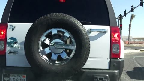 Honda Pilot and Hummer H3
