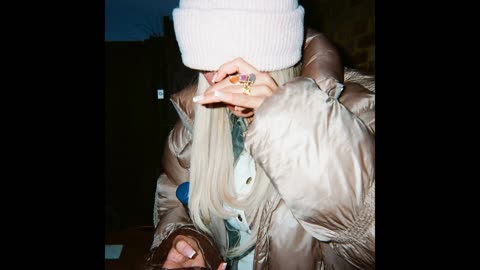 Skye Newman - Lonely Girl (SLOWED + REVERB)