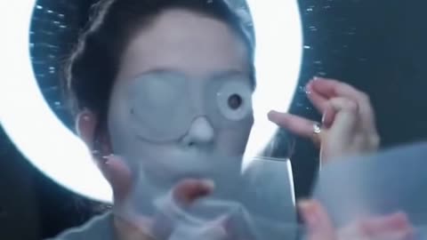 The Shedding Glass - When Beauty Becomes the Mask