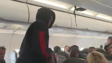 Jules Kounde Landing in Milan on a Commercial Flight for Barcelona’s UCL Semifinal
