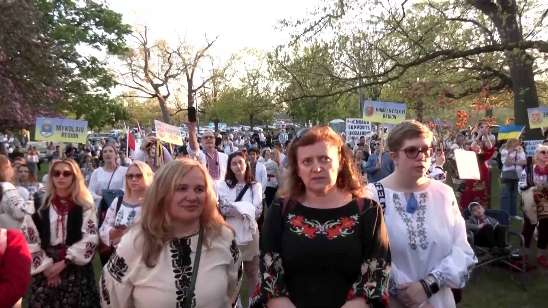 Ukrainians in Toronto march for children killed in war