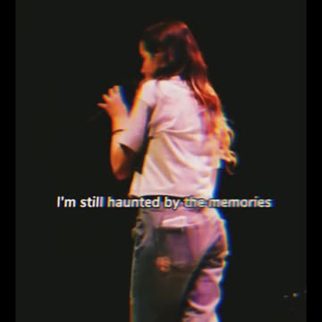 I can't stop listening to this song 🎧