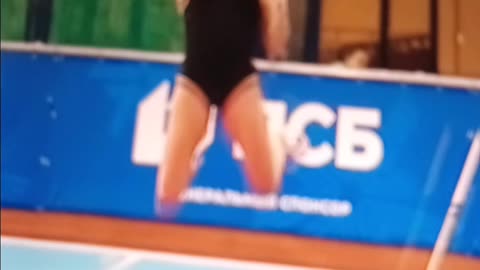 Stunning Russian pole vaulter