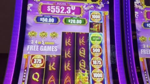 Cash Falls 💵🎰🥳