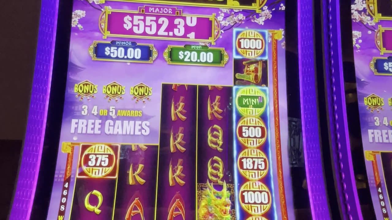 Cash Falls 💵🎰🥳