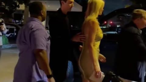 Ivanka Trump’s Bodyguard Shoves Man During Miami Grand Prix – Viral TikTok Footage! - WorldEye