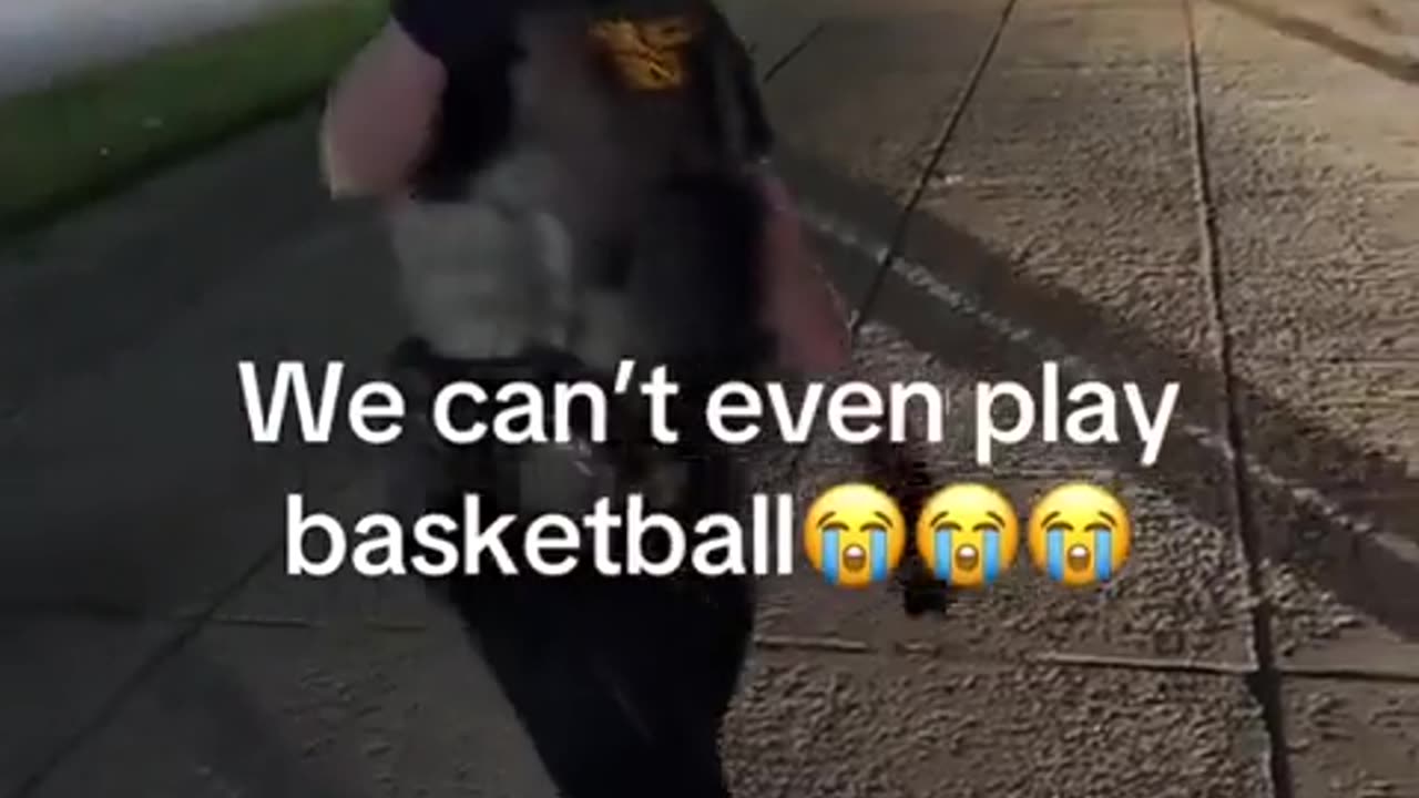 🏀🤣 Who Needs Training When You Can Just Wing It? To Play Basketball | FunFM