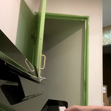 Gideon's Short Groove on Kawai Piano