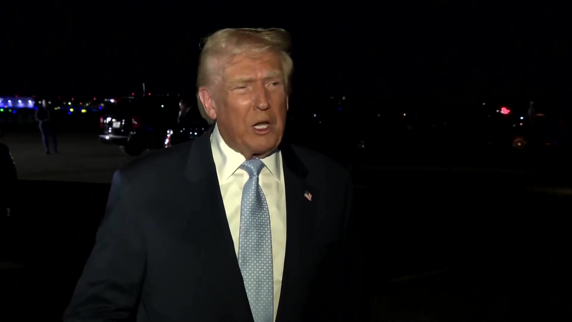 Trump says hes open to talks with Venezuelas Maduro