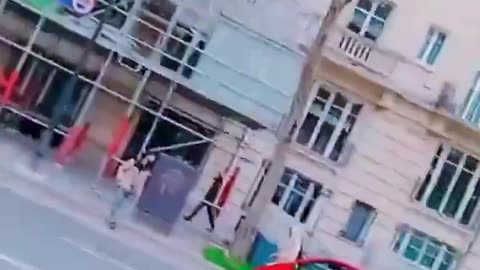 🚨🇫🇷 Meanwhile in Paris, France Hoardes of Migrants storm down the street vandalising ...