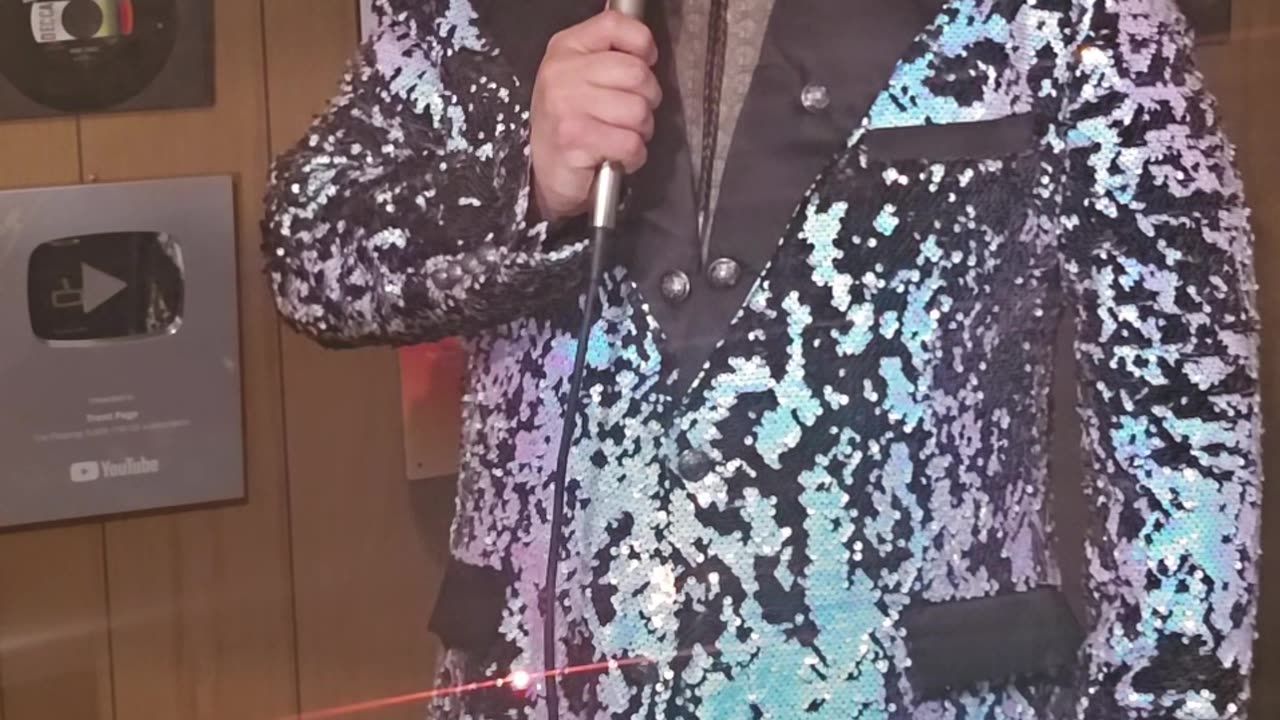 Trent Page vocal demonstration.