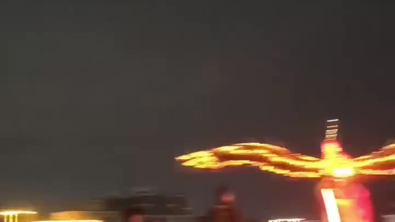 Glittering Kite Soars Through the Sky!