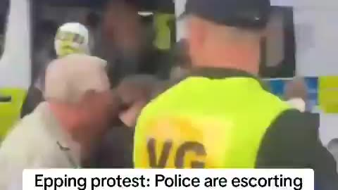Proof Epping police ESCORTED Antifa from the train station to the Bell Hotel