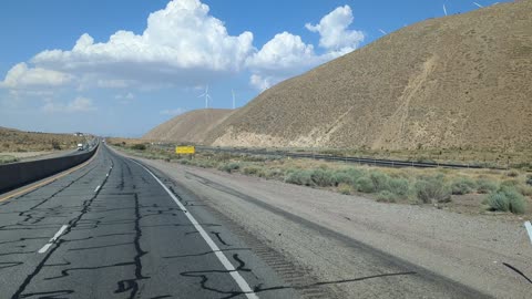 Trucking into Mojave in CA