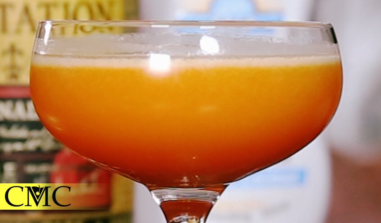 Not Your Average Pool Drink 🏖️ – The Tropical Bitter Elixir with Aperol & Rum 🍹