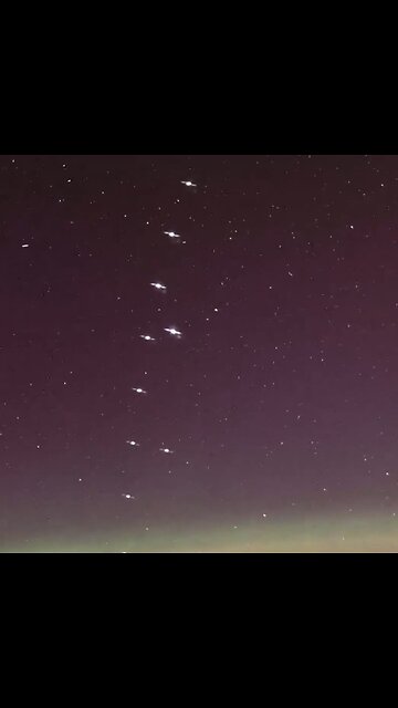 Astronauta capta 'un cinturón' de satélites Starlink desde la Estacion Espacial Internacional