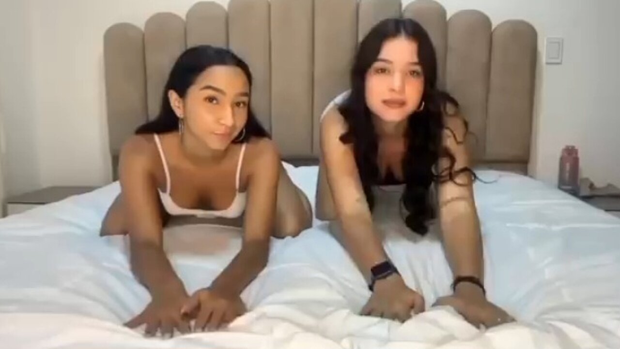 Big bank jiggle tease