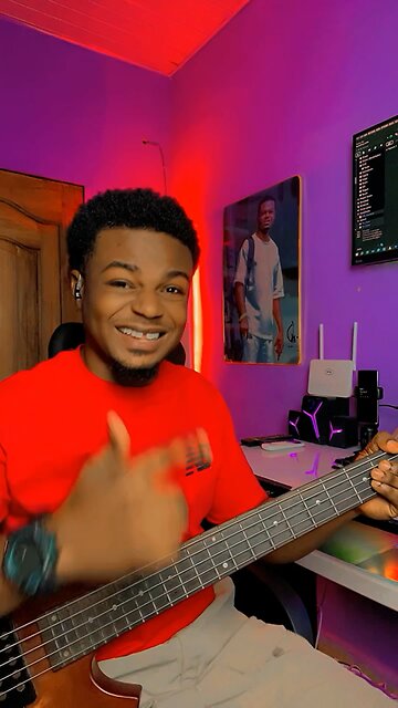 Power Bank - Bass Cover