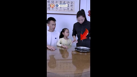 Such a big plate of dumplings disappeared in an instant! 😀😉