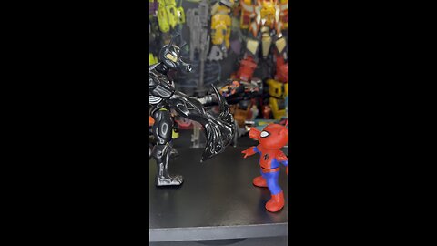#SpiderHam VS #PorkGrind #custom used the #Venom body from #hasbro #MixMashers #Marvel