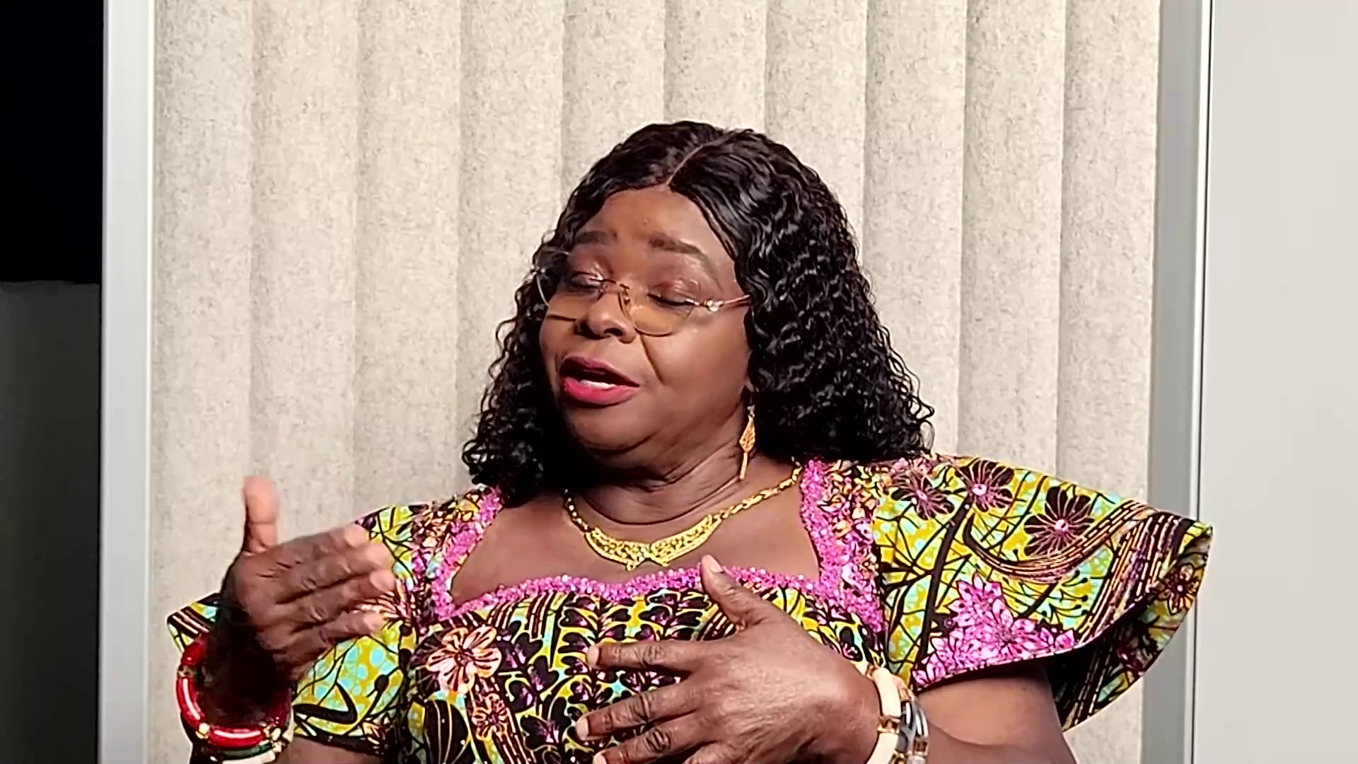 How holograms are bringing breast cancer awareness to Ghana