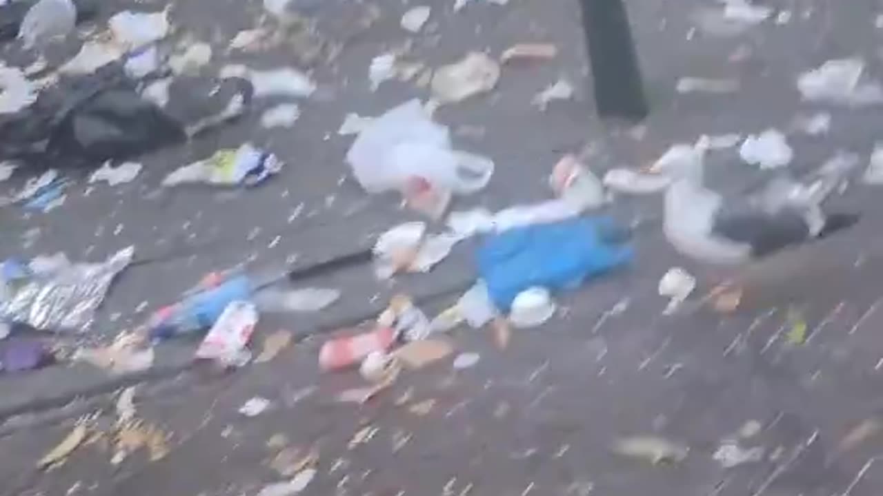 Most people would be mistaken and think this was the UK...nope, it's Holland.