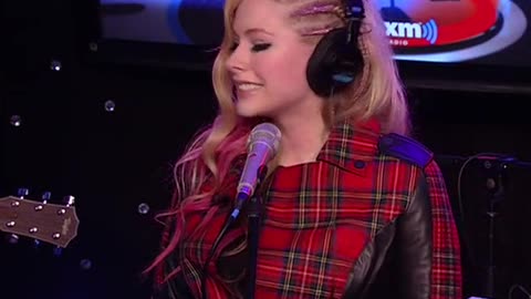 Avril Lavigne & Chad Kroeger - 10-15-13