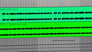 Hugs N kisses Lyrics