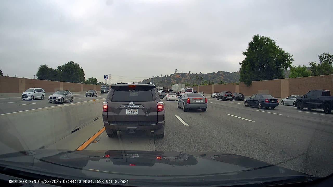 Middle Car Isn't Touched in I-5 Accident