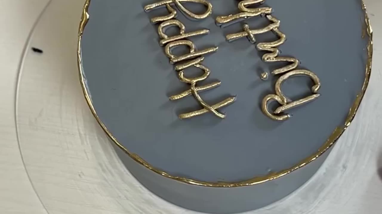 ЗОЛОТЫЕ НАДПИСИ на ТОРТЕ ✨ ЛУЧШИЙ СПОСОБ