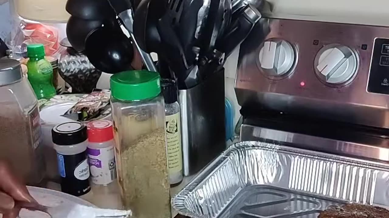Cooking with dee