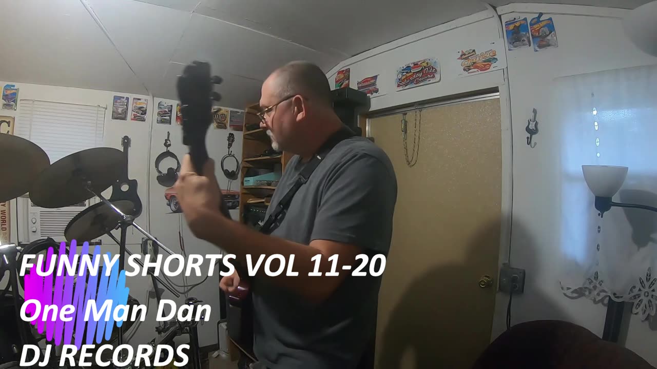 FUNNY SHORTS VOL 11-20 One Man Dan