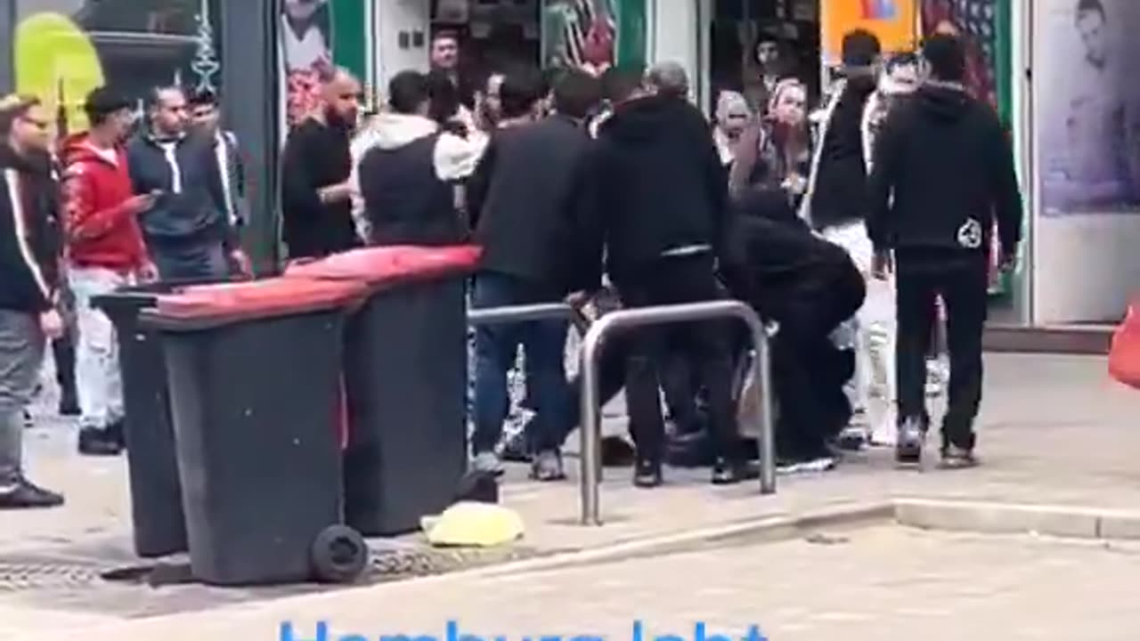 Hamburg Just 2 days ago, a woman stabbed 18 people.