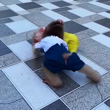 Baby monkey fighting 🐒 | animal | monkey