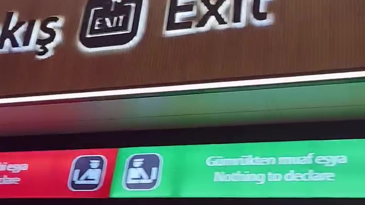 Aeropuerto en Estambul, Turquía 🇹🇷 ( Marzo 2023 )