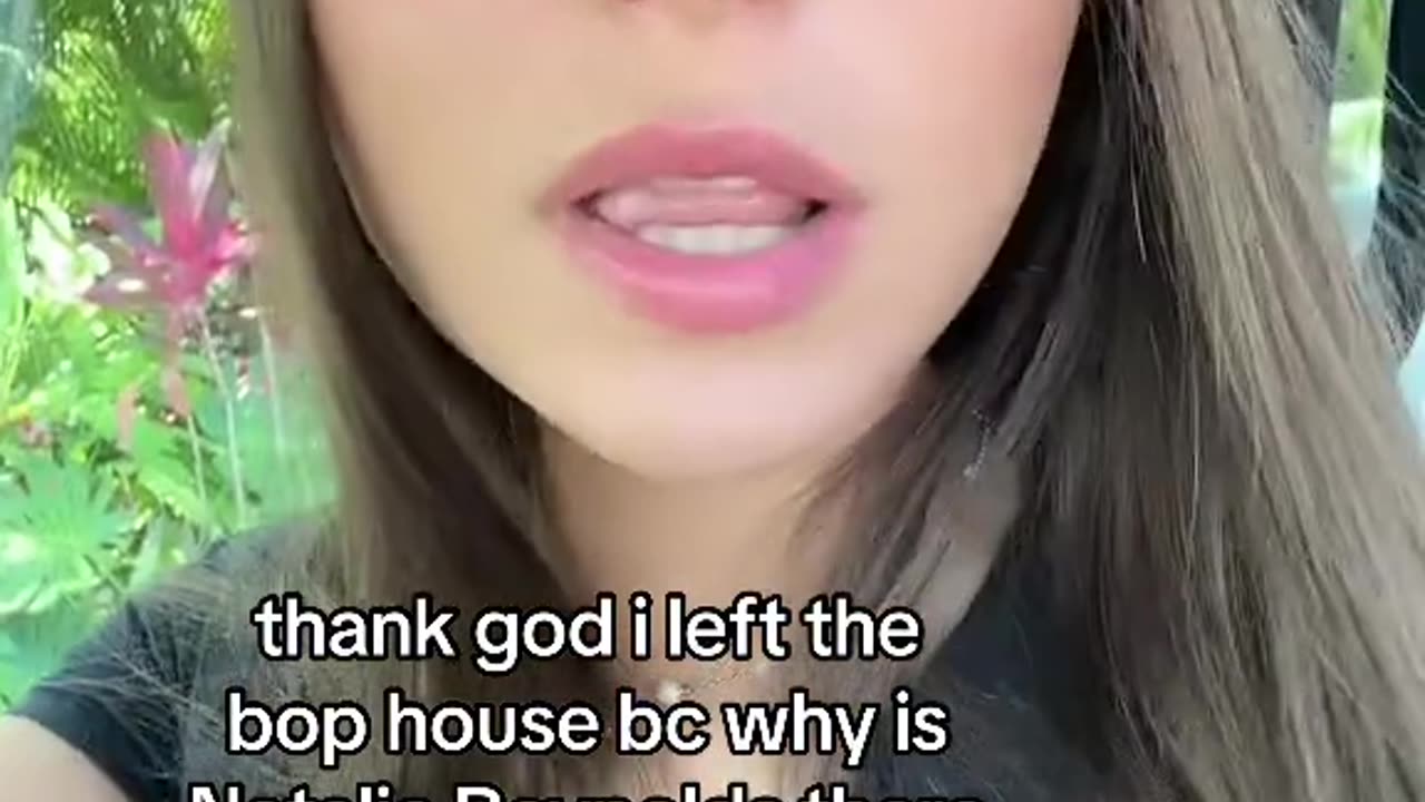 who thought it was a good idea to invite her over 😭💀