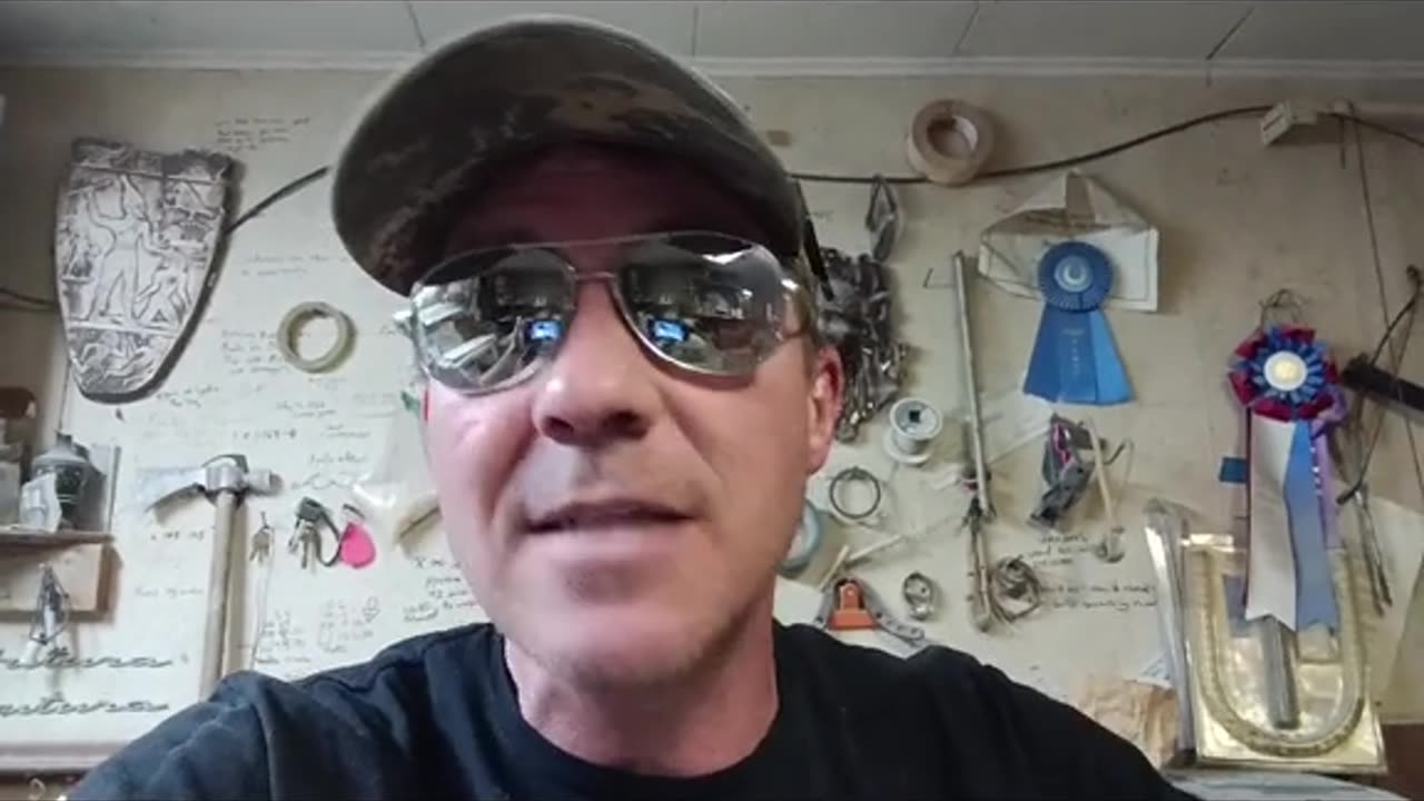 Gen. Sherman - Tucker & Alex Jones