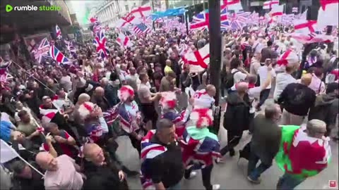 LONDON IS LIT | Unite The Kingdom Free Speech March Gets Brutal