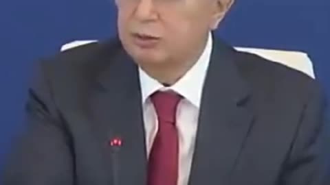 Мы должны знать всё и о всех! Кто чем дышит...