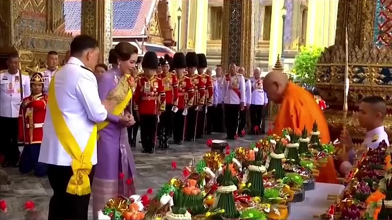#ในหลวงพระราชินี เสด็จฯไปในการพระราชพิธีวันเฉลิมพระชนมพรรษาพระราชินีสุทิดา