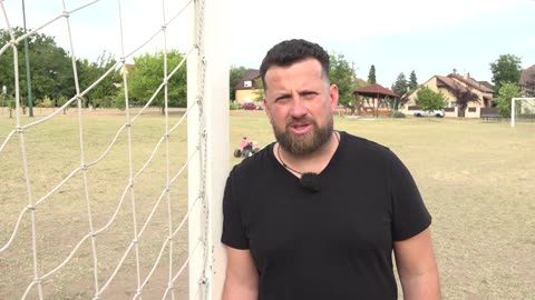 Szánalmas kis szellentésként eresztett le a Kulja-lufi