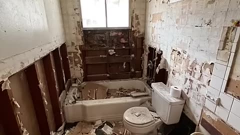 Amazing: Before and After of the renovated bathroom at the Flip House! #bathroom
