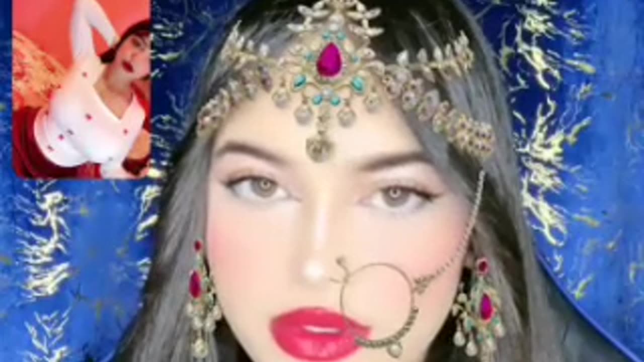 Qatar beautiful queen Vs indian boy live show