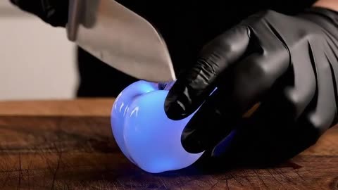 Asmr fruit bioluminescente ai