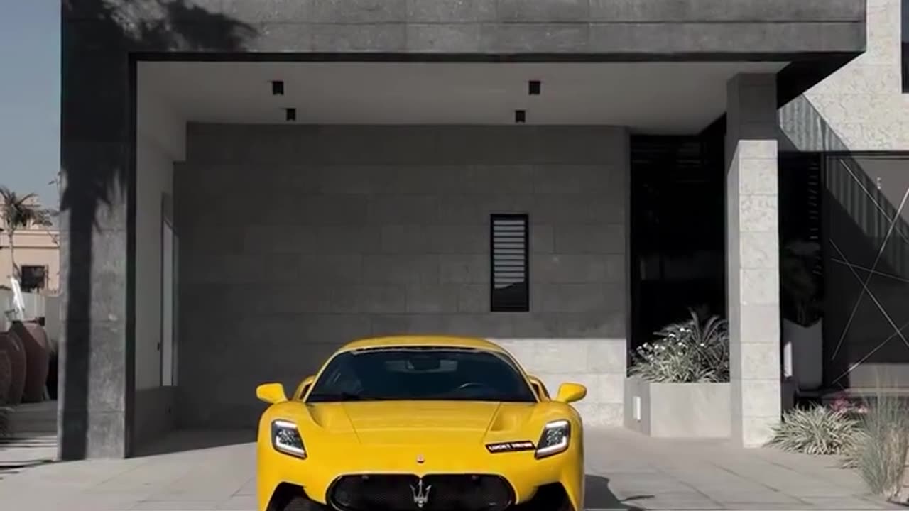 Tap twice for the Maserati MC20 to spawn in your garage 🚗✨