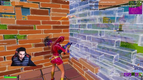 Playing Fortnite TN streamer