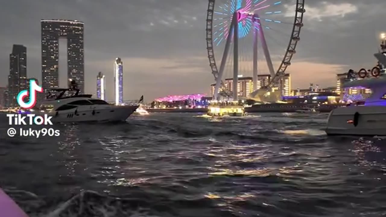 Dubai tour 😍😍😍😍😍😍😍😍